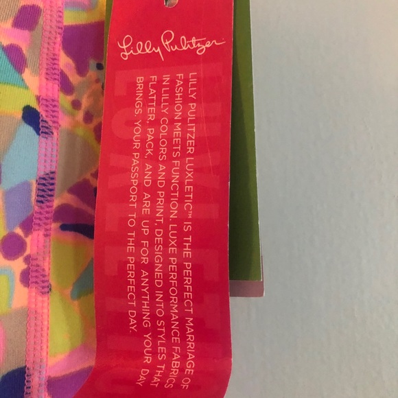 Lilly Pulitzer Luxletic weekend crop - Picture 5 of 7